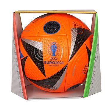 Футбольный мяч Adidas Fussballliebe Euro 2024 Winetr OMB (FIFA QUALITY PRO) IN9382 №5 IN9382