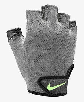Перчатки для тренинга Nike M ESSENTIAL FG серый, черный L (N.LG.C5.044.LG) N.LG.C5.044.LG