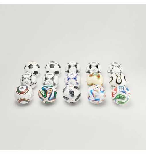 Набір міні-м'ячів adidas FIFA World Cup Historical Mini Ball Set