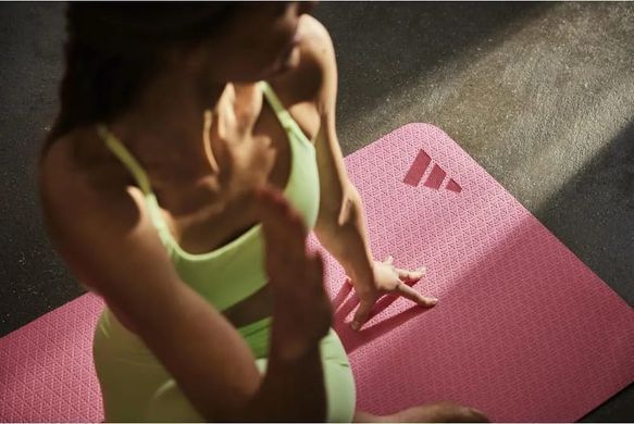 Коврик для йоги Adidas Yoga Mat розовый 183 х 61 х 1 см ADYG-10003PF